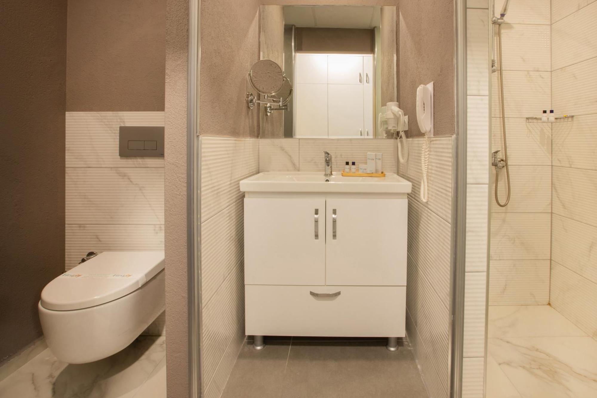 First Joy Hotel ترابزون المظهر الخارجي الصورة