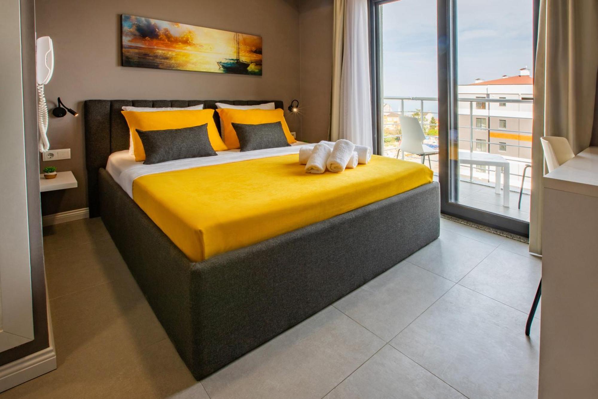 First Joy Hotel ترابزون المظهر الخارجي الصورة