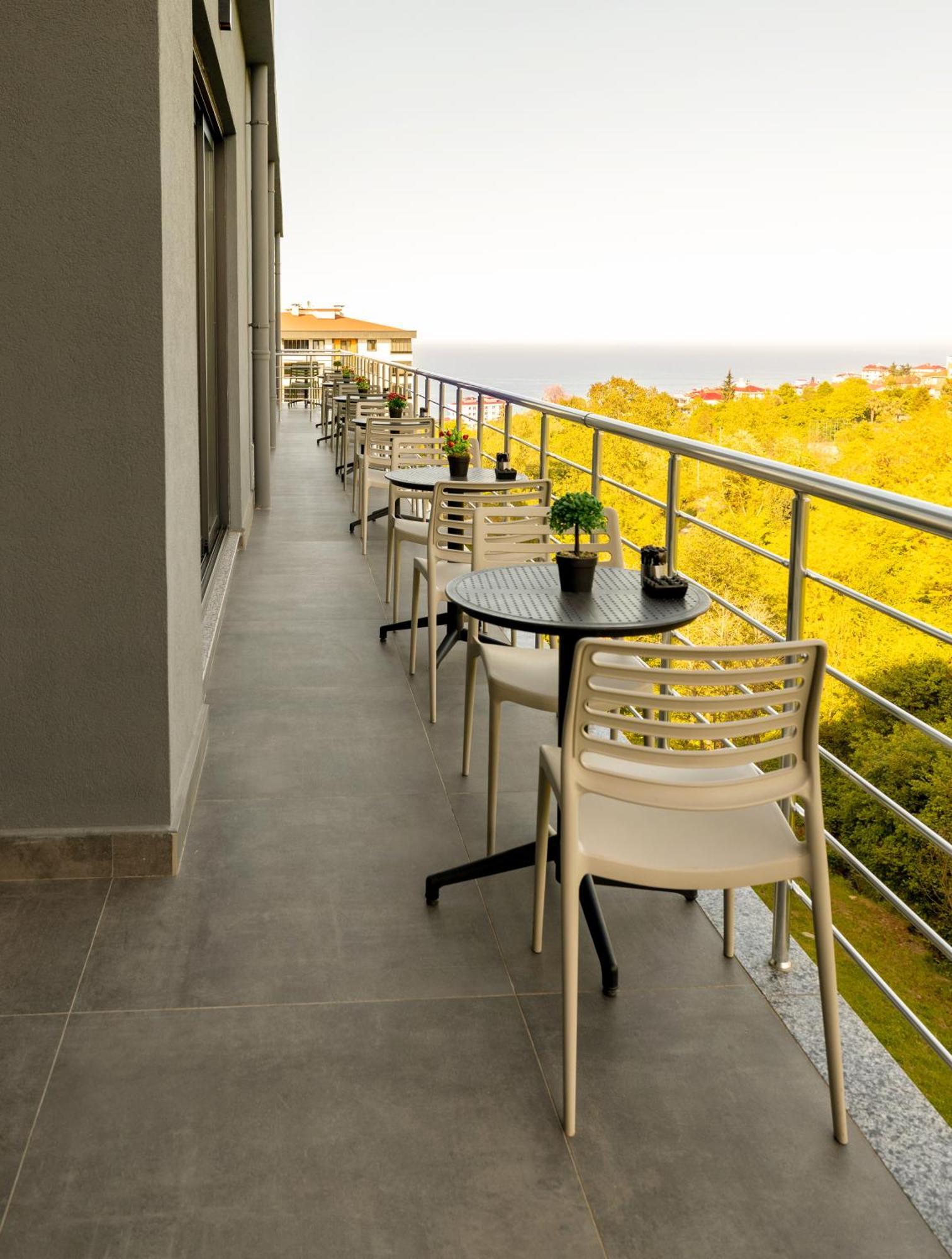 First Joy Hotel ترابزون المظهر الخارجي الصورة