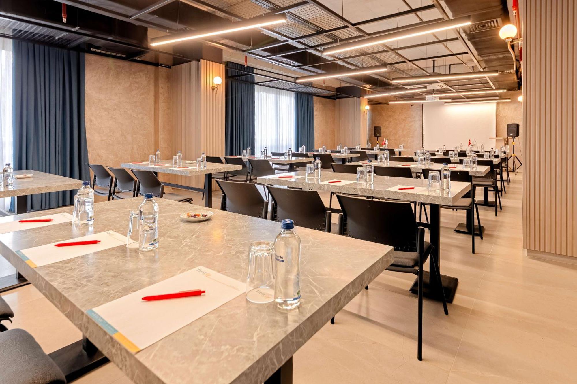 First Joy Hotel ترابزون المظهر الخارجي الصورة